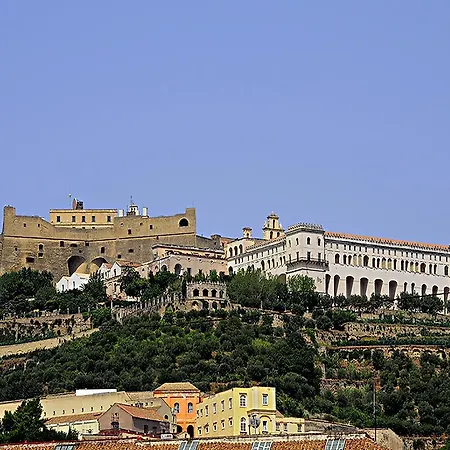 La Piazza Al Vomero Naples