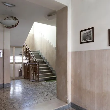 Apartment La Piazza Al Vomero